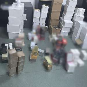 Peste 2.600 bunuri contrafăcute, descoperite de polițiștii de frontieră giurgiuveni