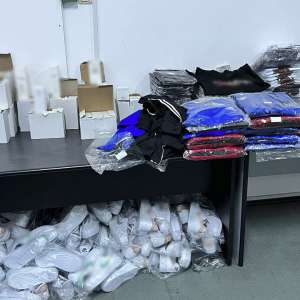 Bunuri contrafăcute, descoperite de polițiștii de frontieră giurgiuveni