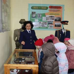 Peste 150 de copii în vizită la Poliția de Frontieră Suceava, în cadrul programului ,,Școala Altfel”