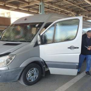 Și-a lăsat fiul la volan și s-au ales amândoi cu dosare penale