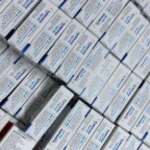 Medicamente susceptibile a fi contrafăcute, în valoare de peste 370.000 de euro, depistate la P.T.F. Nădlac II