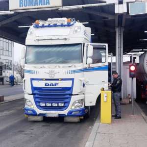 Atestat de competență profesională fals descoperit la frontieră