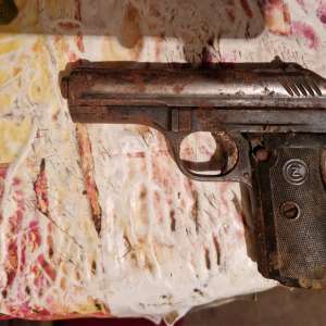 Percheziţii la o grupare infracțională specializată în trafic de migranți