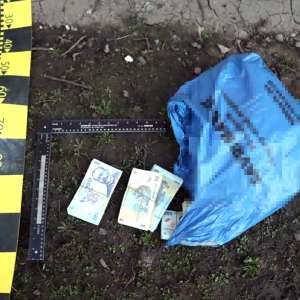 Peste 66.000 pachete țigări, 550.684 lei și sume în valută confiscate în urma a 14 percheziții în Maramureș