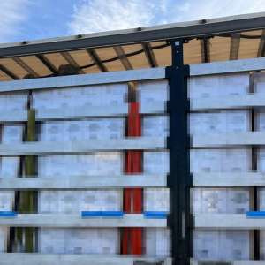 22 de cetăţeni străini, depistați ascunși în două TIR-uri la Nădlac II