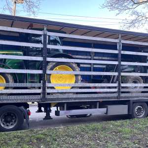 Utilaje agricole estimate la o valoare  de peste 700.000 de lei, căutate de autorităţile germane și belgiene, descoperite la Borș II, la scurt timp de la emiterea alertelor