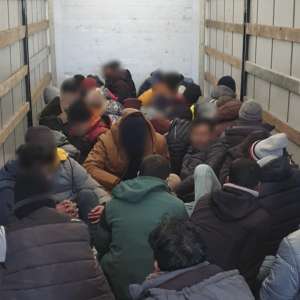 47 de cetățeni din Egipt și Bangladesh,  depistaţi în tentativă de trecere ilegală a frontierei