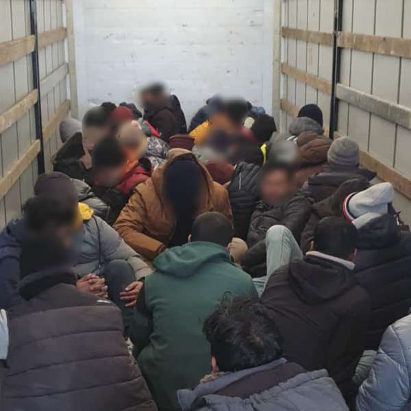 47 de cetățeni din Egipt și Bangladesh, depistaţi în tentativă de trecere ilegală a frontierei