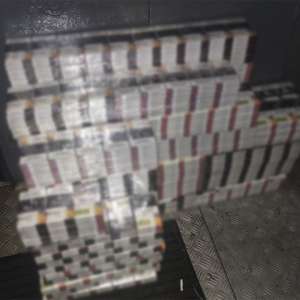 Ţigarete de contrabandă de aproximativ 19.000 lei ascunse în trenul Chişinău-Iaşi