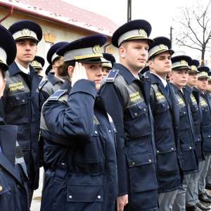 O nouă promoție de absolvenţi se alătură efectivelor Poliţiei de Frontieră
