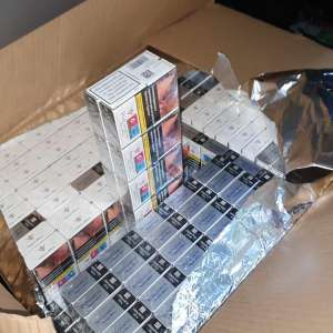 Peste 29.000 de țigarete descoperite ascunse în două mijloace de transport în P.T.F. Calafat