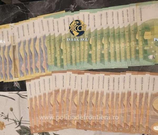 34 home searches to dismantle an organized criminal group, specialized in committing the crime of migrant trafficking