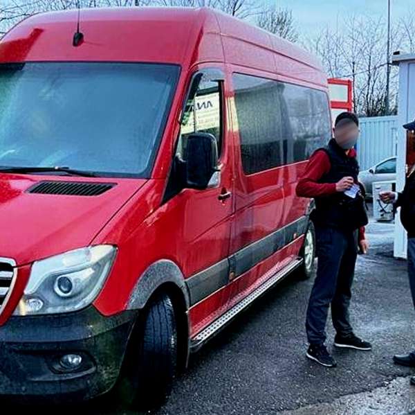 Permis de conducere fals descoperit la controlul de frontieră