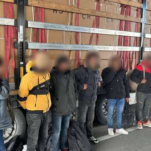 PTF Nădlac II: 58 de cetățeni străini depistați ascunși, în ultimele 24 de ore