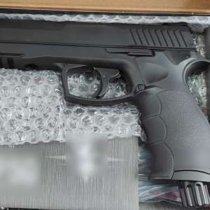 Armă neletală și muniția aferentă, fără documente justificative, reținute la intrarea în țară