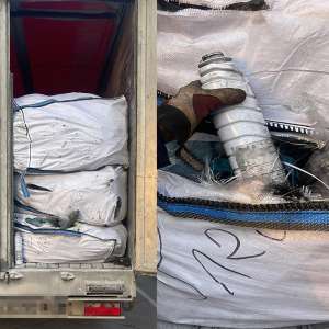 Peste 30 tone deșeuri oprite la frontieră de poliţiştii de la P.T.F Borș II