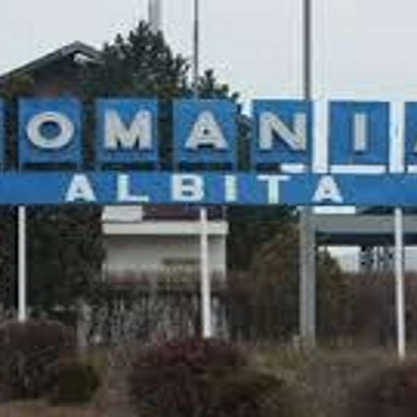 Telefoane nedeclarate ascunse în bagaje, confiscate la frontieră