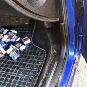 90.000 de lei valoarea sancţiunilor contravenţionale aplicate unor persoane pentru transportul ţigaretelor de contrabandă