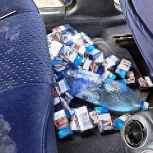 90.000 de lei valoarea sancţiunilor contravenţionale aplicate unor persoane pentru transportul ţigaretelor de contrabandă