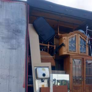 TIR-uri încărcate cu peste 37 de tone de deșeuri, oprite la P.T.F. Petea