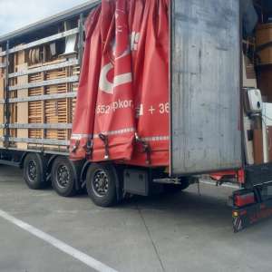 Aproximativ 90 tone deșeuri oprite la intrarea în țară