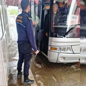 Ieşean la volanul unui ansamblu auto, deşi avea dreptul de a conduce suspendat