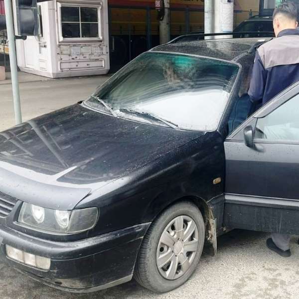 Carte de identitate românească falsă, descoperită la controlul de frontieră