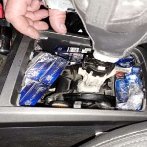 Ţigări ilegale în valoare de 1700 lei plătite cu amendă de 6000 lei