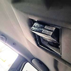 Ţigări ilegale în valoare de 1700 lei plătite cu amendă de 6000 lei