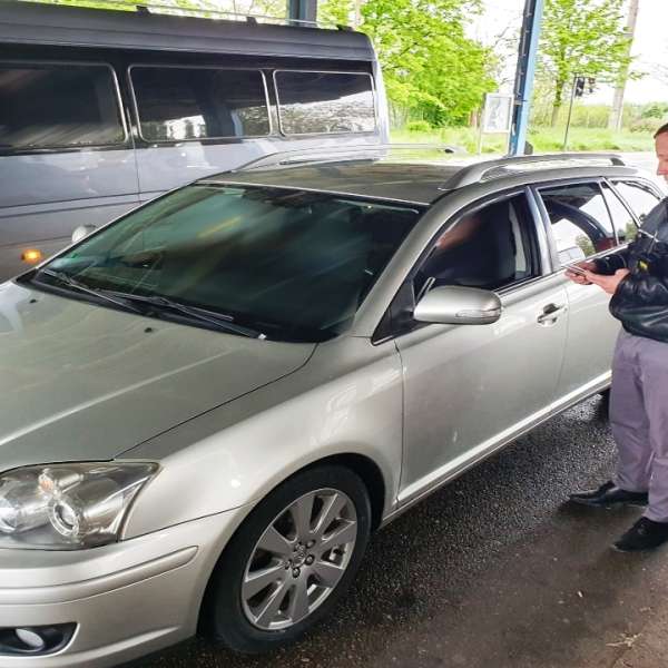 Autoturism radiat din circulație, descoperit în trafic
