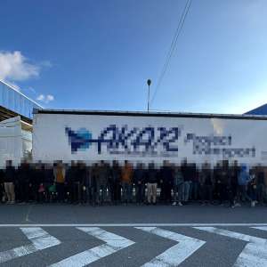 93 de cetăţeni străini depistați la graniţa cu Ungaria. Într-un singur TIR au fost descoperite 52 de persoane