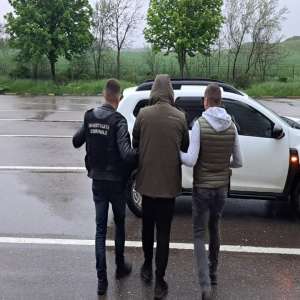 Contrabandist căutat de autorități, depistat la controlul de frontieră