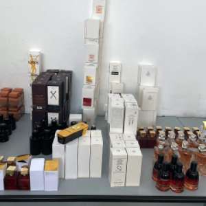 Cetăţeni străini cercetaţi pentru introducerea în ţară a peste 2.600 de bunuri contrafăcute