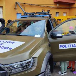Peste 100 de copii în vizită la Poliția de Frontieră Oravita, în cadrul programului „Școala Altfel”