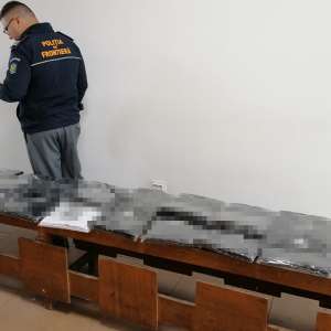 Bunuri susceptibile a fi contrafăcute în valoare de 8.500 lei, confiscate de poliţiştii de frontieră de la P.T.F. Vama Veche