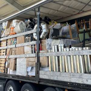 Mai multe transporturi cu aproximativ 200 tone deșeuri, oprite la intrarea în țară în ultimele zile