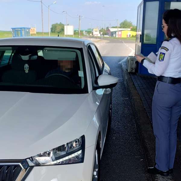 Condamnat la închisoare, reținut la intrarea în România