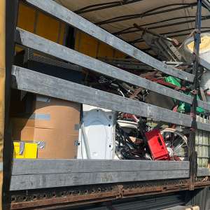 18 tone deșeuri oprite la frontieră de poliţiştii de  la P.T.F Borș II