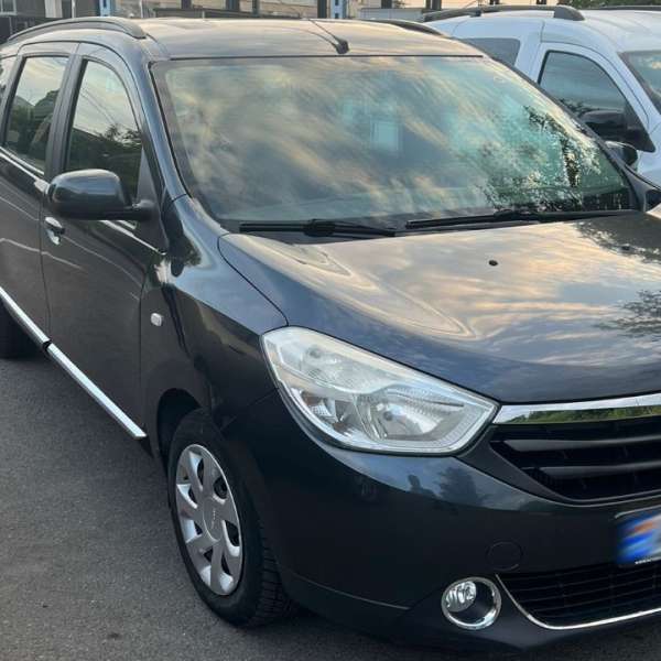 Autoturism semnalat furat din Italia, descoperit la Albița