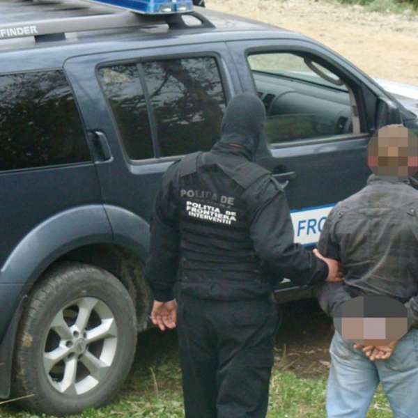 Condamnat la închisoare, reținut la intrarea în România