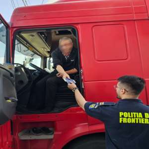 Atestat de competență profesională fals descoperit la frontieră