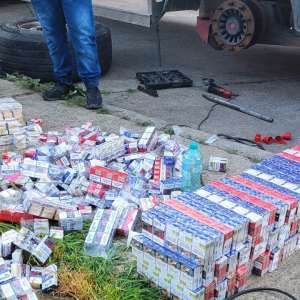 Două cazuri de contrabandă trase la indigo