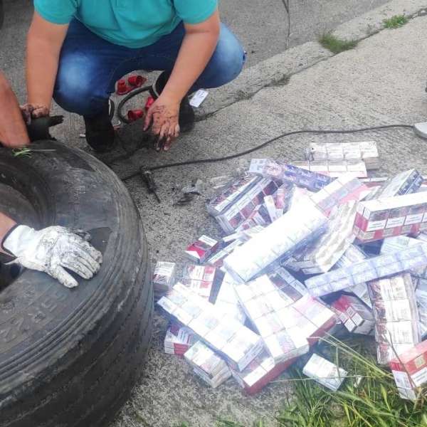 Două cazuri de contrabandă trase la indigo