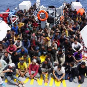 Noi misiuni de salvare în apele Mării Mediterane încheiate cu succes de poliţiştii de frontieră români