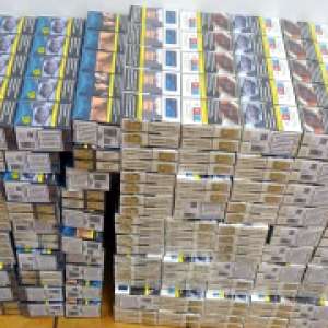 21.000 de țigarete descoperite ascunse în bagajele unui pasager aflat într-un microbuz, în P.T.F. Calafat