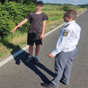 Minor dezorientat, observat la malul râului Prut