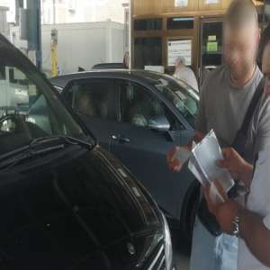 Autoturism radiat din circulație, descoperit în trafic