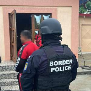 Percheziții la contrabandiştii de ţigări din judeţul Botoșani