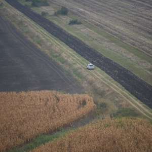 Trei cetățeni din Bangladesh, depistați în timp ce încercau să treacă fraudulos frontiera