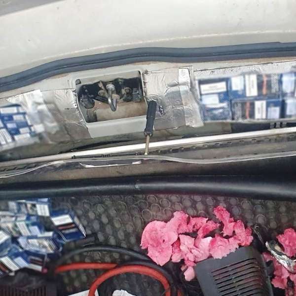 Amendă de 13.000 de lei pentru țigări ilegale în valoare de 1.900 de lei